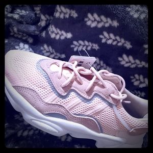 Walking/Running Shoe